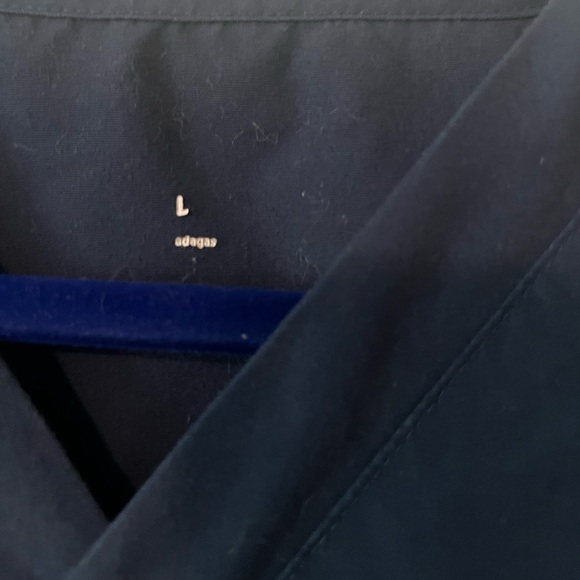 Wonder Wink scrub top - Picture 2 of 7